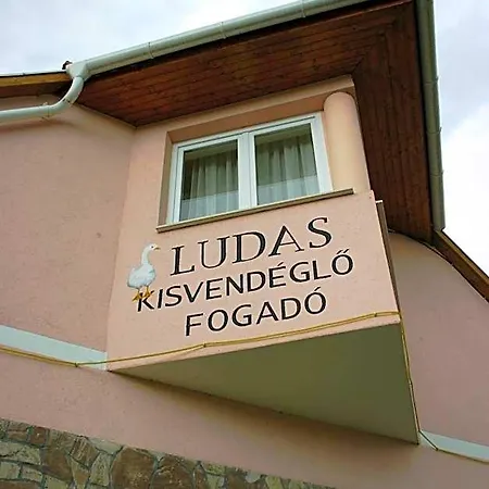 Ludas Panzió