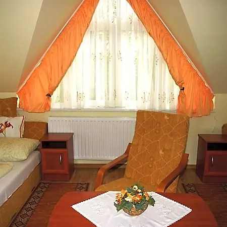 Ludas Fogado Oda ve Kahvaltı
